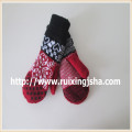 Frauen gestrickter Handschuh mit Fleece Futter