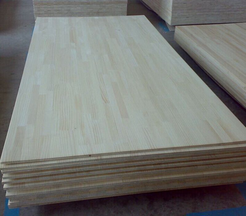 LAMINATED VENEER LUMBER