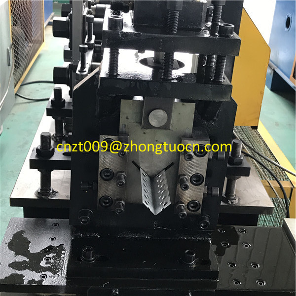 L angle roll forming machine 8