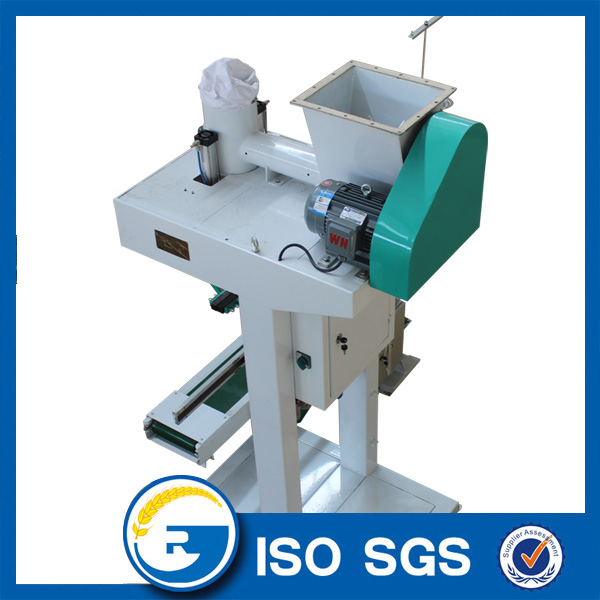 Automatic weighing packaging scale