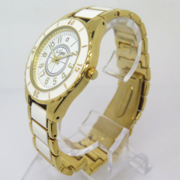 Men′s Alloy Watch Fashion Watch Cheap Hot Sale Watch (HL-CD043)