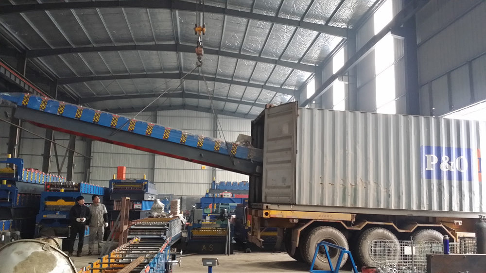 Loading Roll Forming Machine