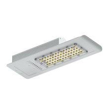 Nuevo diseño 60W impermeabilizan la iluminación de la calle LED 5 años de garantía Ce RoHS con la protección de la oleada 10kv