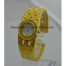 Quality Females Gold Watches Bracelet Watch Quartz Brass