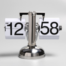 Atraente mesa Flip Clock com Balance Bell