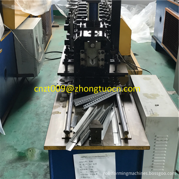 L angle roll forming machine 6