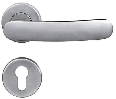 Elegant Solid handle