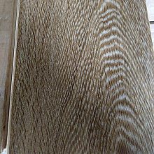 Tablón ancho de color blanco y cepillado de color natural Roble Engineered Flooring