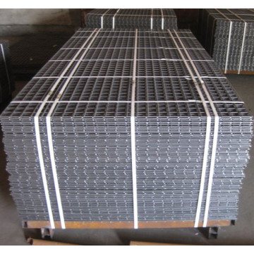 Popular black welded wire fence mesh panel