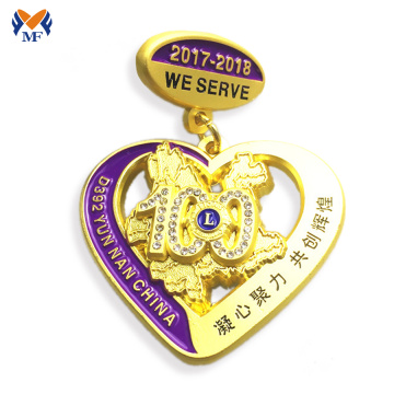Decoration Gold Heart Diamond Badge