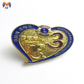 Pin de badge de voiture en forme de coeur en métal pour promotion