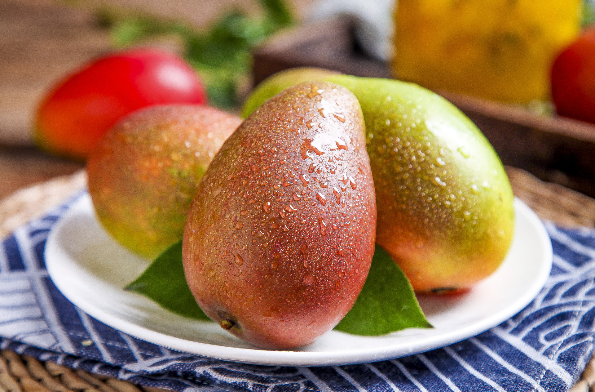 African mango seed extract (2) African mango seed extract (2)