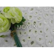 POLY MESH AVEC RUBAN BRODERIE + 3 MM PAILLETTES 50 52 "