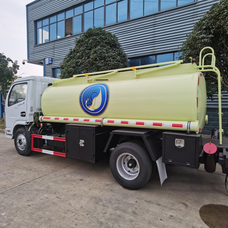 4 tons oil tank truck 4 tons oil tank truck