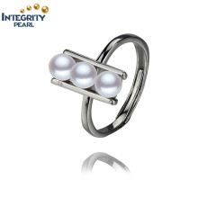 Design simple Pearl Ring 4.5-5mm Near Round AAA Pearl Ring Designs pour les filles