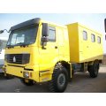 Camion d&#39;atelier mobile Sinotruk HOWO 4X4 pour réparation et entretien