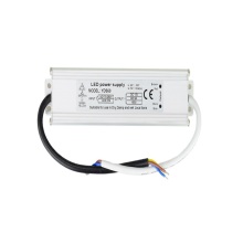 Venta al por mayor 5A impermeable Led Driver 12V 60w adaptador