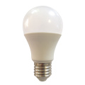 Cubierta plástica Aluminio 6W A60 LED Bulb