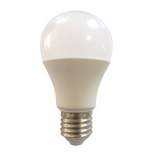 Plastic Cover Aluminum 6W A60 LED Bulb