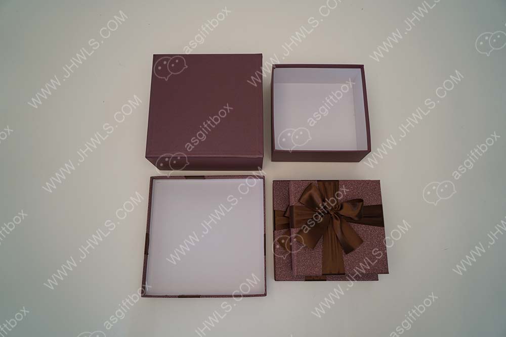 Butterfly-knot Cosmetic Box