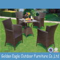 Wicker Furniture Freizeittisch und Stuhl