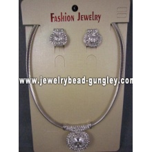 costume jewelry set