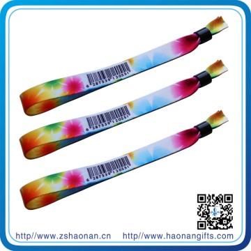 Bracelet fait sur commande d&#39;impression de sublimation de festival avec le code barres