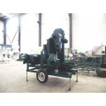 Grain cleaning machine with dust collector