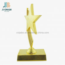 O metal do fornecedor do ouro crafts o troféu relativo à promoção da estrela do presente para a venda por atacado
