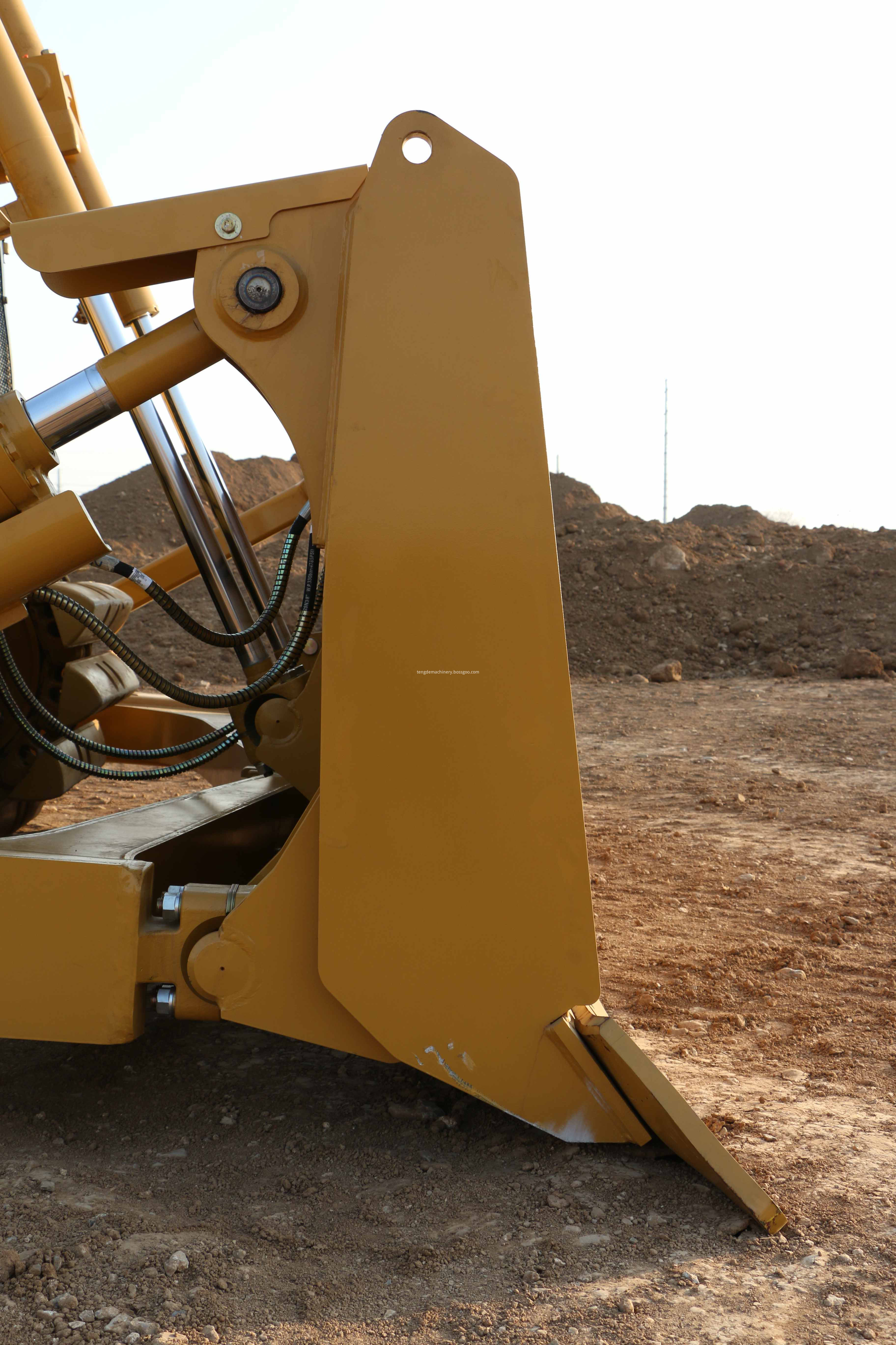 SEM822 LGP bulldozer