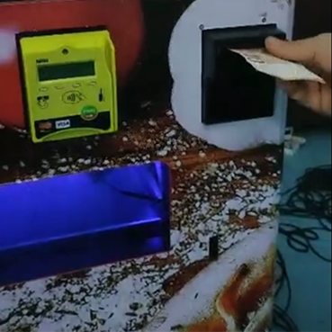 money sensor vending machine