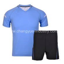 supply cheap soccer sportswear with dry fit and breathable material