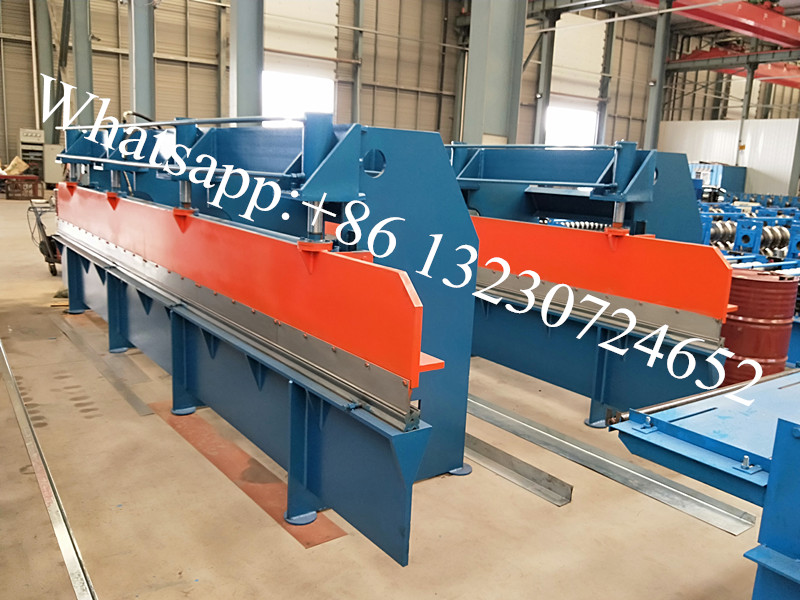 metal sheet bending machine