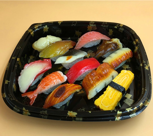 Disposable large sushi box