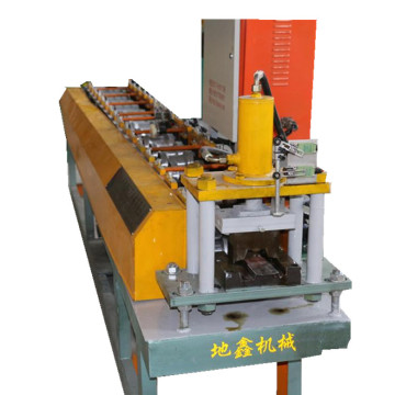 Fence wall panel roll forming machine