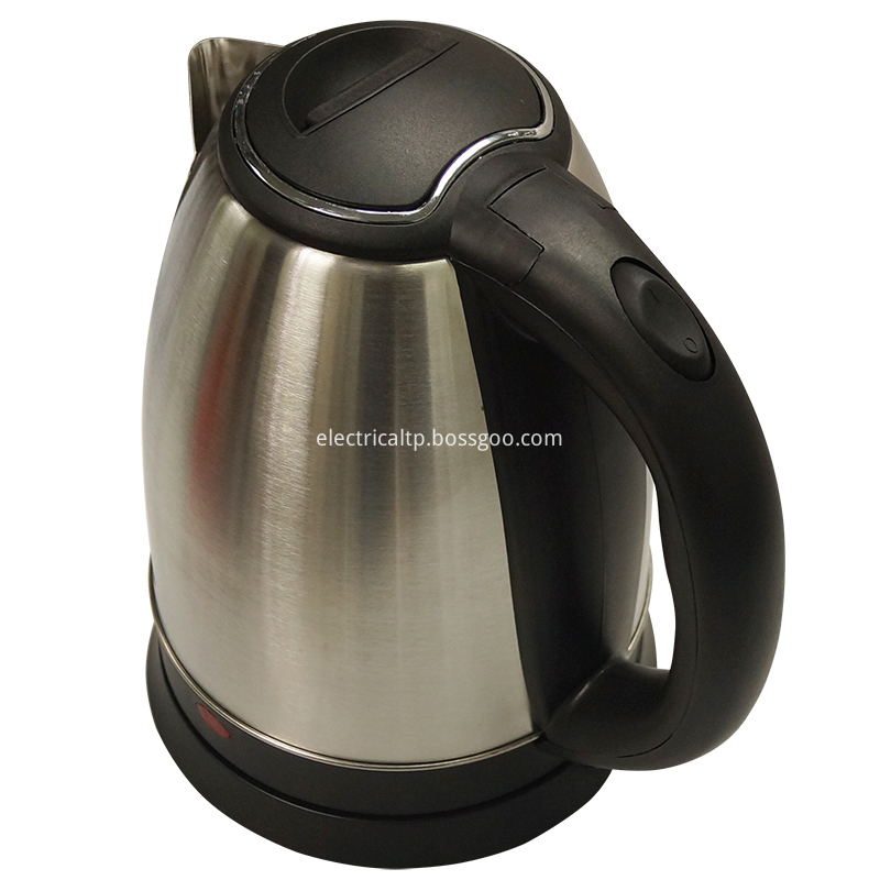 Stainless steel kettle with infuser