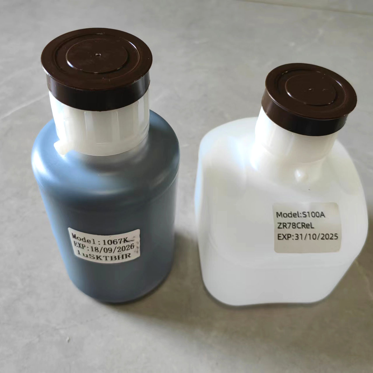 Good quality alternative Hi-tachi S100A make up 1067k ink for Hi-tachi UX cij inkjet printer1 Good quality alternative Hi-tachi S100A make up 1067k ink for Hi-tachi UX cij inkjet printer1