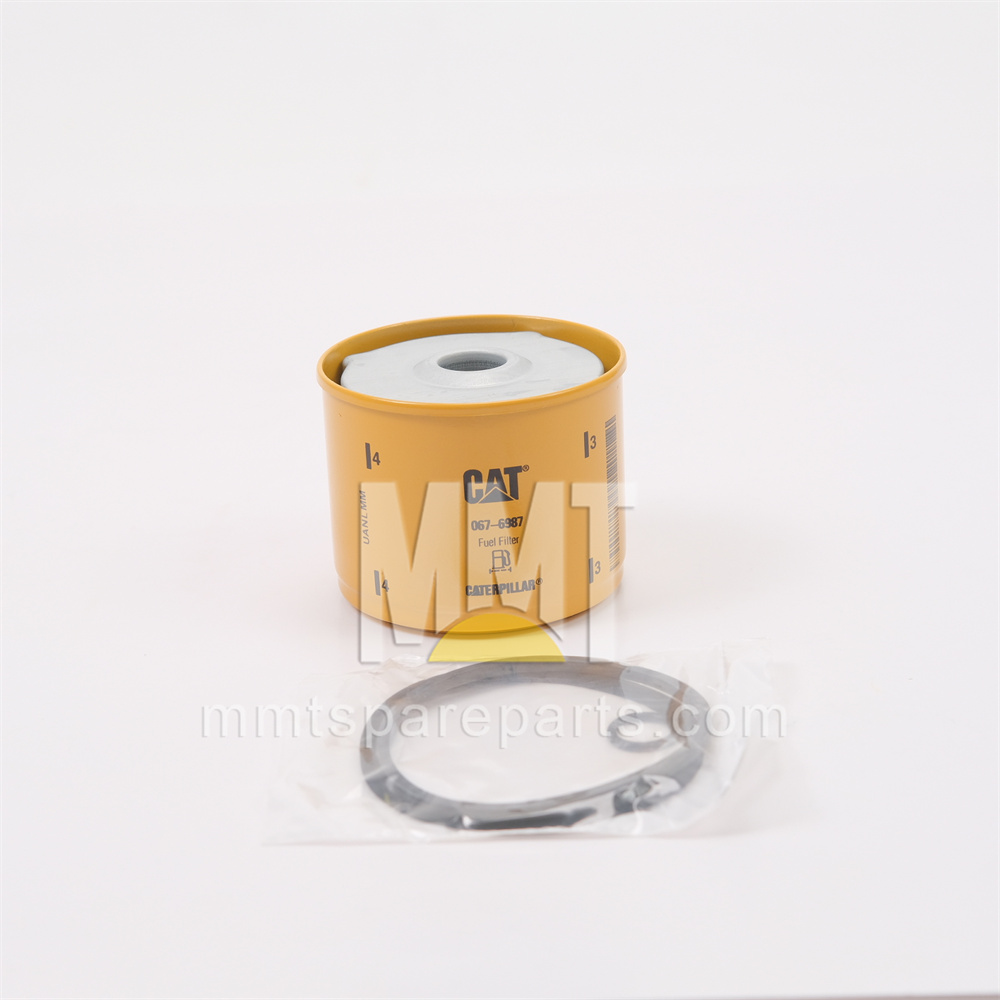 Fuel filter 0676987 Fuel filter 0676987
