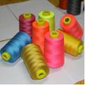 Ne 20/4 3000 Метров на конус Белый 100% Spun Polyester Швейная нить Пряжа