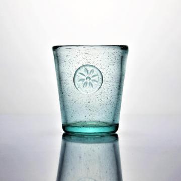 Mode Blasendesign recycelter Glasbecher mit Abzeichen