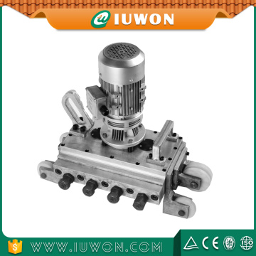 Iuwon Machinery Mini Roof Tile Stand Seaming Machine