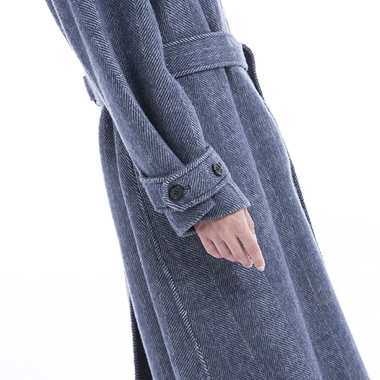 Sleeves of Classic Cashmere Coat of 2019