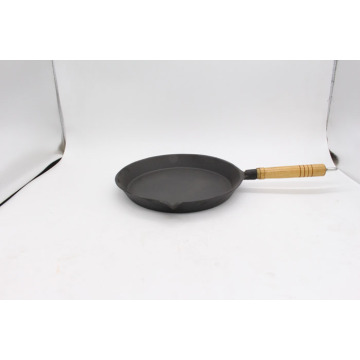 Pre-seasond cast iron skillet with wood handle