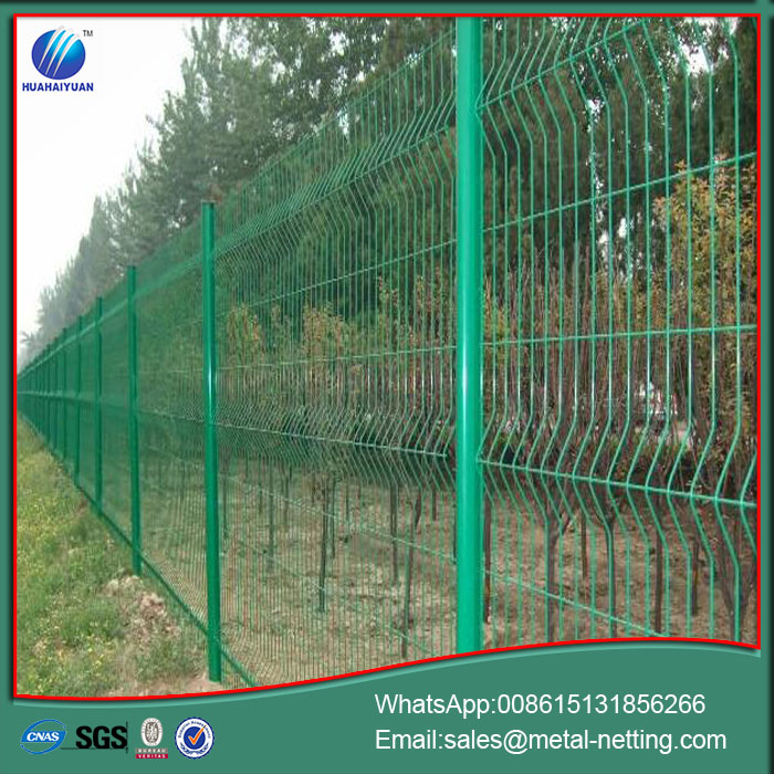 welded mesh fence