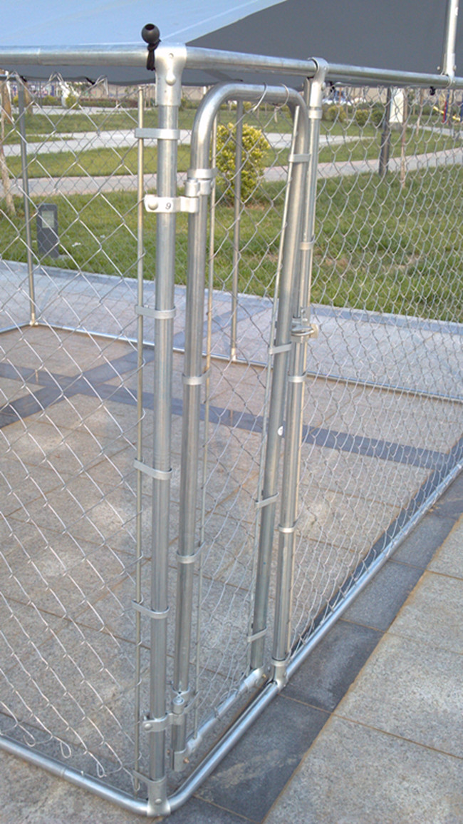 chain link fence cage