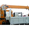 SINOTRUK HOWO Lorry-mounted crane