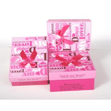 Boîte cadeau en papier imprimé avec papillon ruban