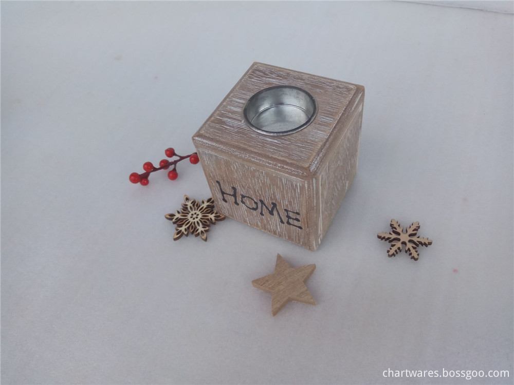 priting wooden candle holder