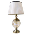 Lampe de table blanche LEDER