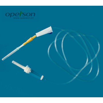 Ensemble de perfusion jetable avec différents types